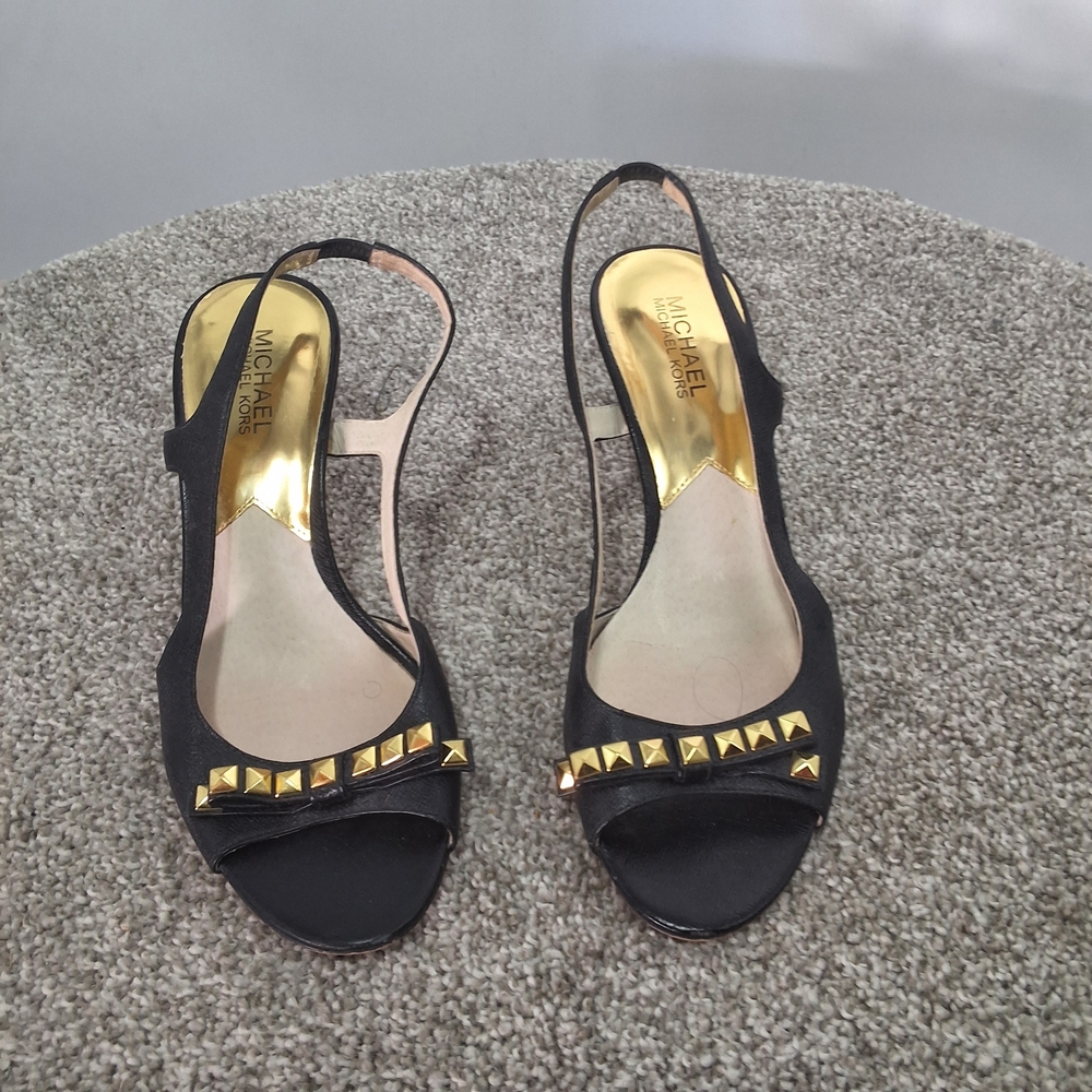 Michael Kors 8 1/2 Black and Gold Women's Sandals